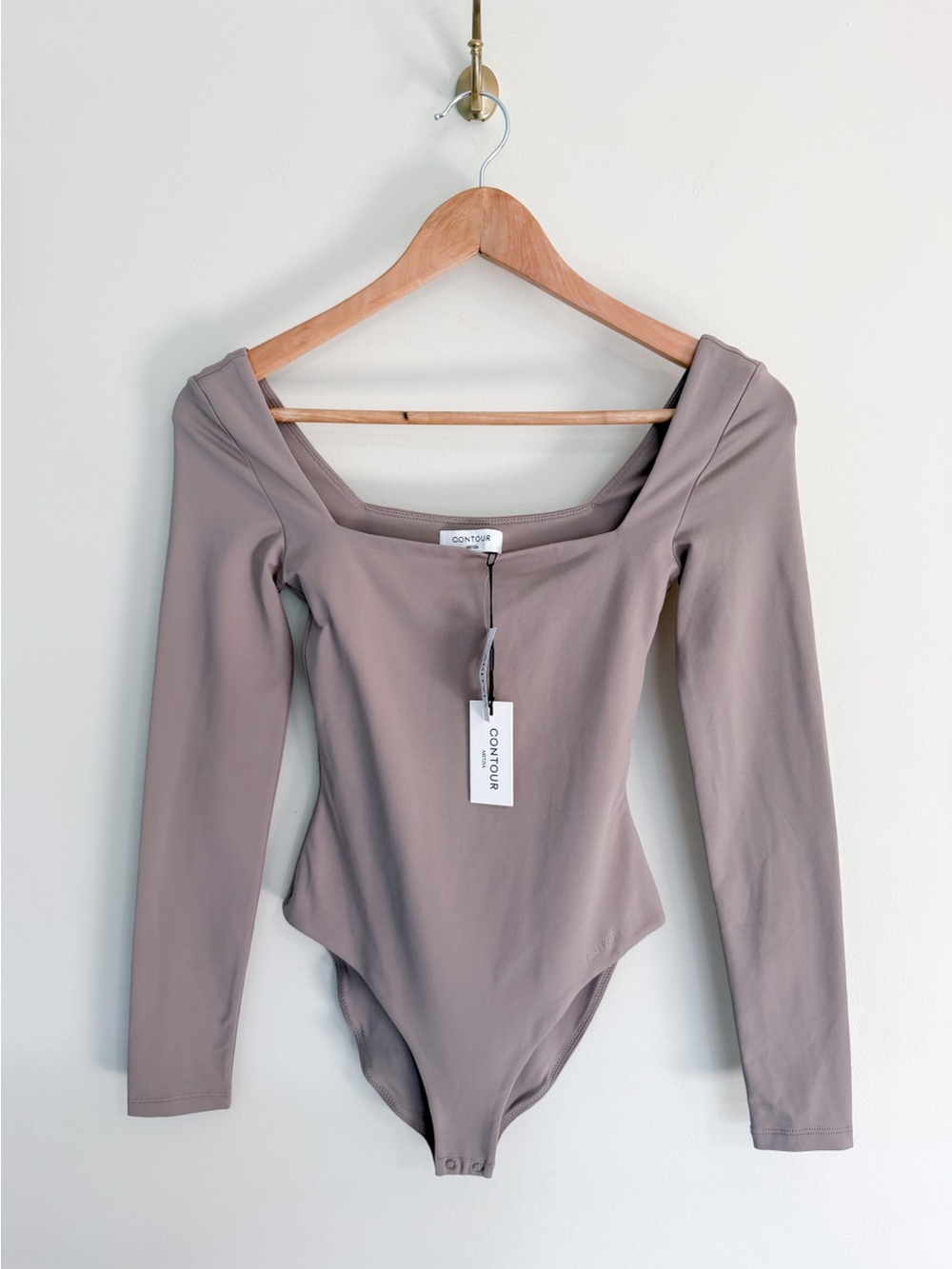 NWT Aritzia Contour Bodysuit